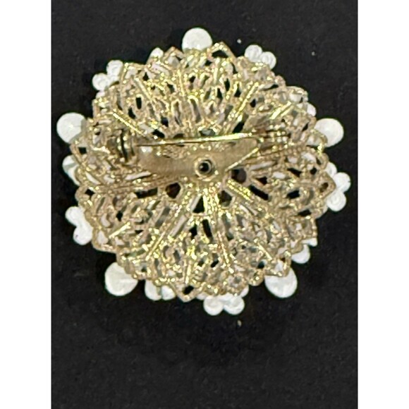 Retro Daisy Flower Cluster Pin - Gold Tone Enamel & Rhinestone Costume Jewelry - Picture 2 of 6